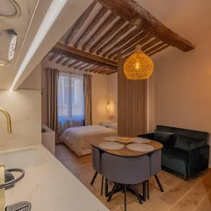 https://appartement-de-charme-aix-en-provence.fr-provencehotel.com