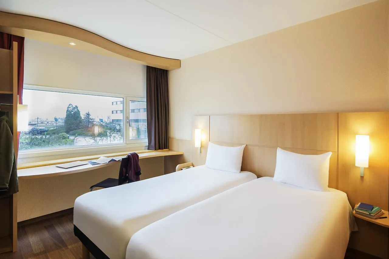 ***  Ibis Schiphol Amsterdam Airport Hotel Badhoevedorp Hollandia